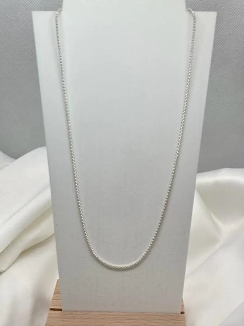 Sterling Silver Gemstone Cage Pendant • Entwined Links • Fits 8mm Gem • White Gold Plated