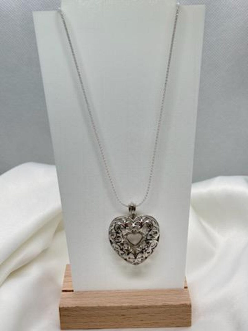 Sterling Silver Gemstone Cage Pendant • Lovely Heart Design • Fits 8 or 9 Gems 6mm • White Gold Plated