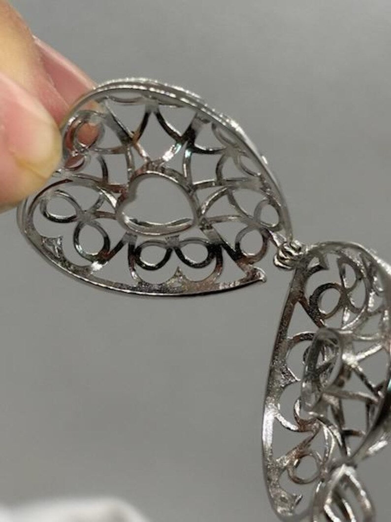 Sterling Silver Gemstone Cage Pendant • Lovely Heart Design • Fits 8 or 9 Gems 6mm • White Gold Plated
